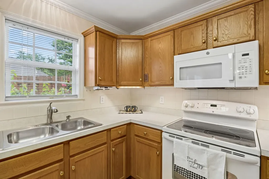 633 Forest Glen Circle Murfreesboro TN 37128