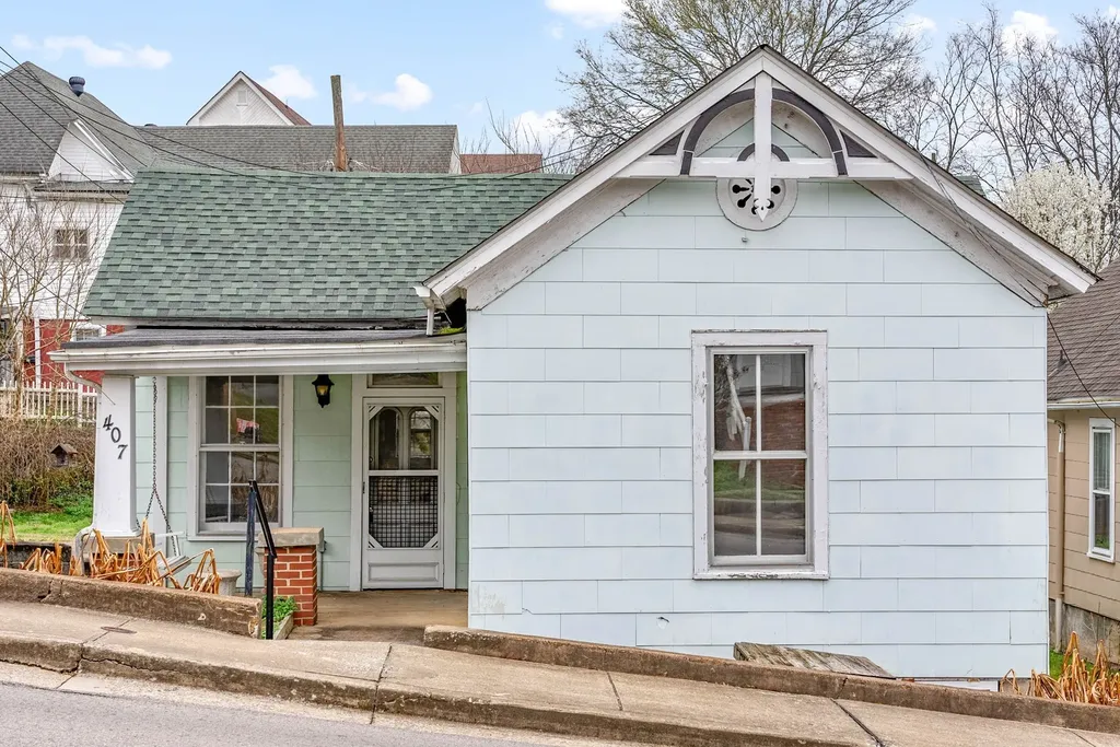 407 S 2nd Street Clarksville TN 37040