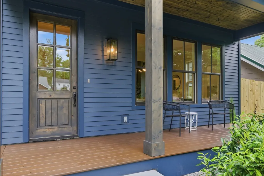 302 50th Ave, N Nashville TN 37209