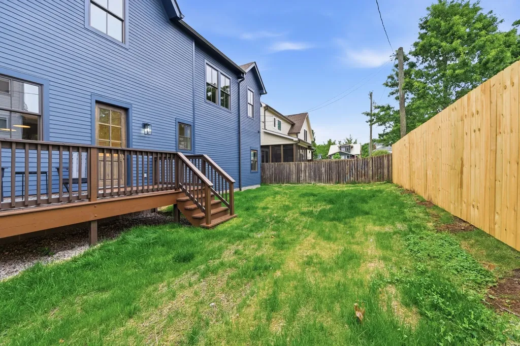 302 50th Ave, N Nashville TN 37209