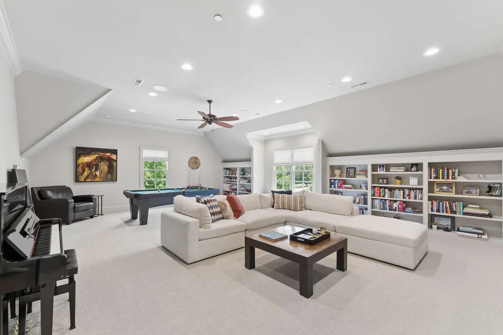755 Bresslyn Road Nashville TN 37205