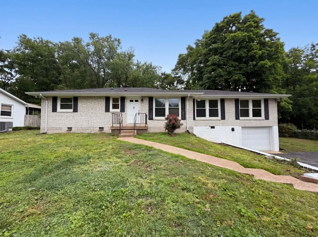 724 Woodmere Drive Nashville TN 37217