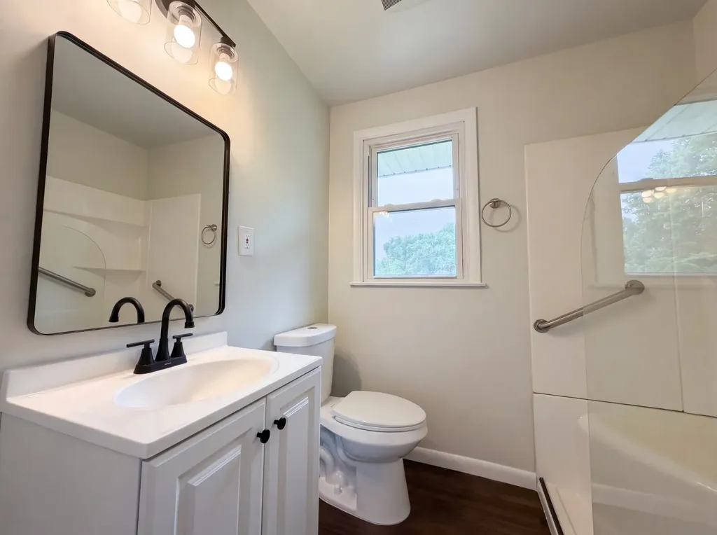 724 Woodmere Drive Nashville TN 37217