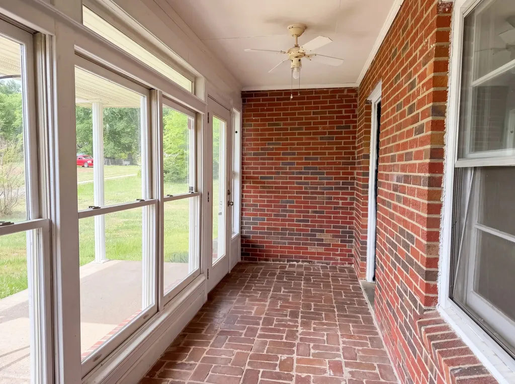 6618 3rd Street College Grove TN 37046
