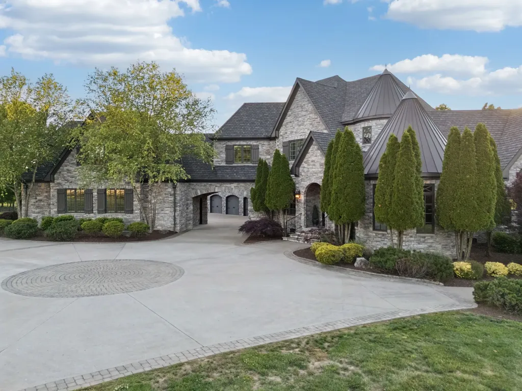 1270 Rehobath Road College Grove TN 37046