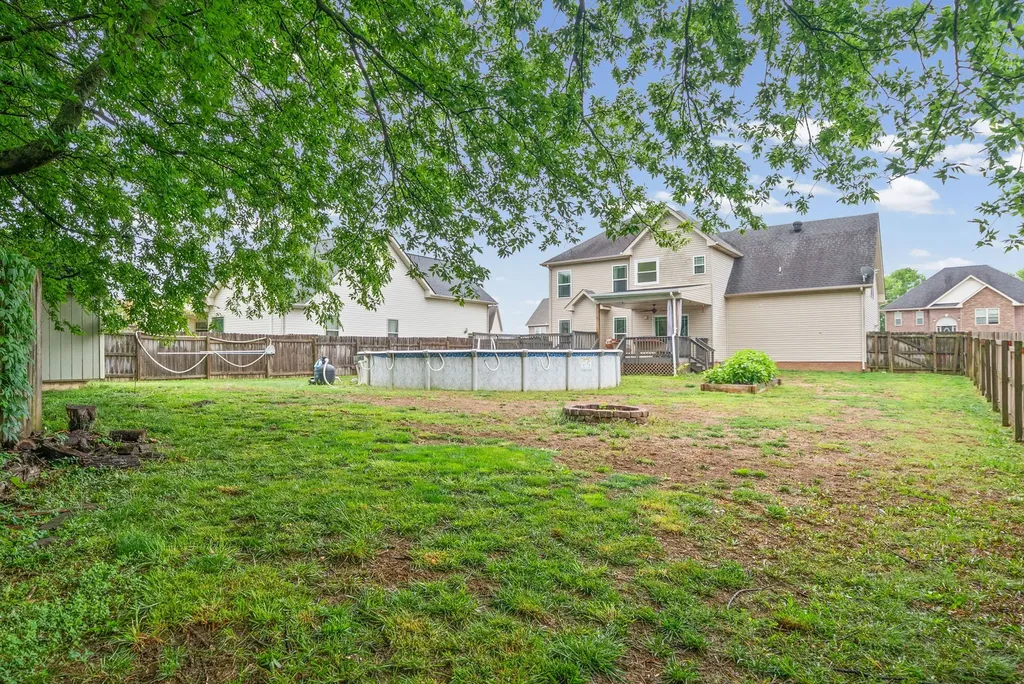 1716 Autumn Drive Clarksville TN 37042