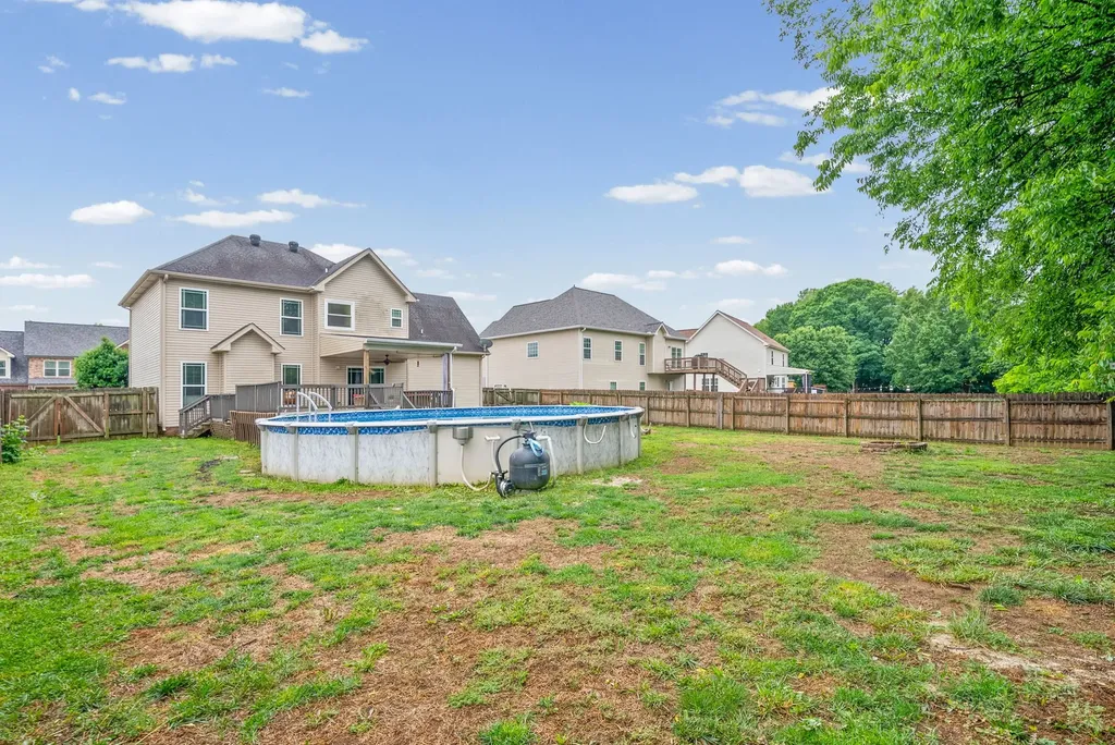 1716 Autumn Drive Clarksville TN 37042