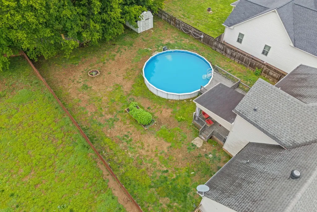 1716 Autumn Drive Clarksville TN 37042