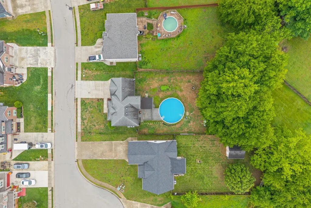 1716 Autumn Drive Clarksville TN 37042