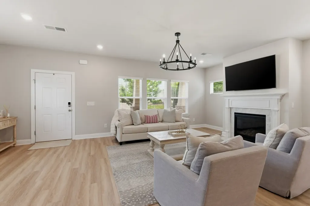 3604 Four Leaf Way Antioch TN 37013