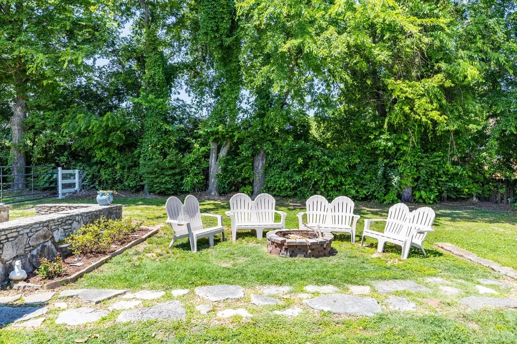 2864 Duplex Road Spring Hill TN 37174