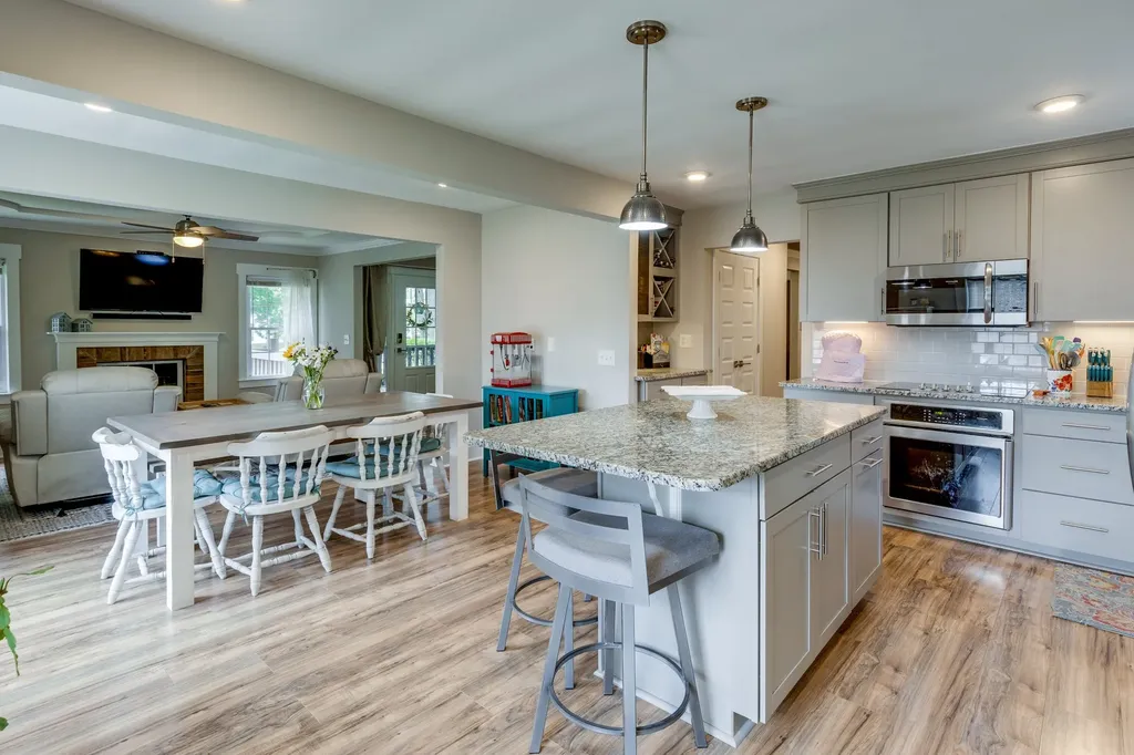 2864 Duplex Road Spring Hill TN 37174