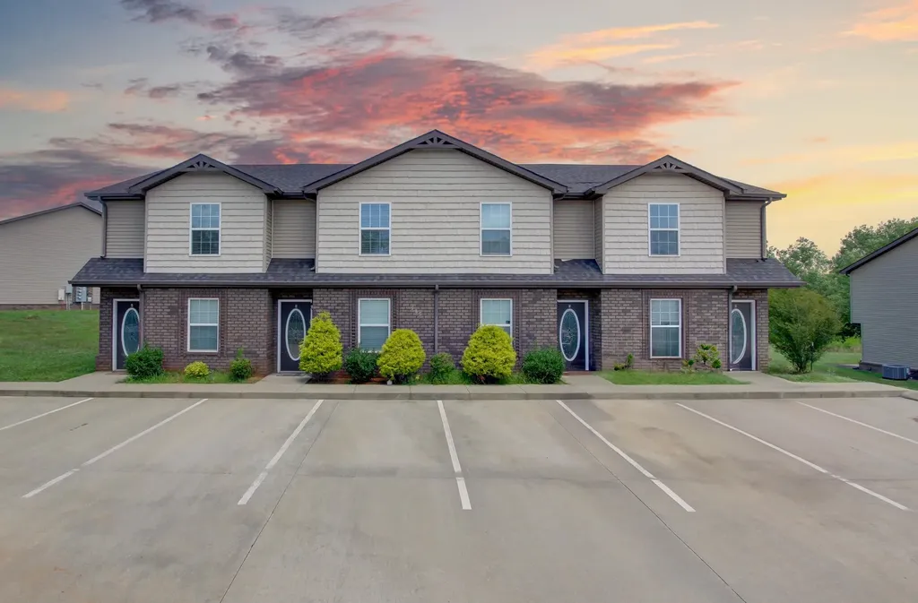 985 Big Sky Drive Clarksville TN 37040
