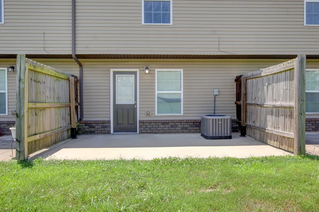 985 Big Sky Drive Clarksville TN 37040
