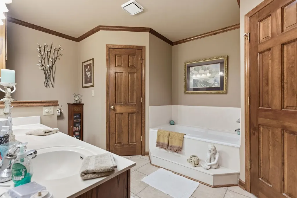 1474 Hardison Road Columbia TN 38401