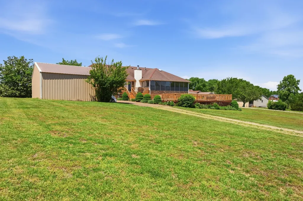 1474 Hardison Road Columbia TN 38401
