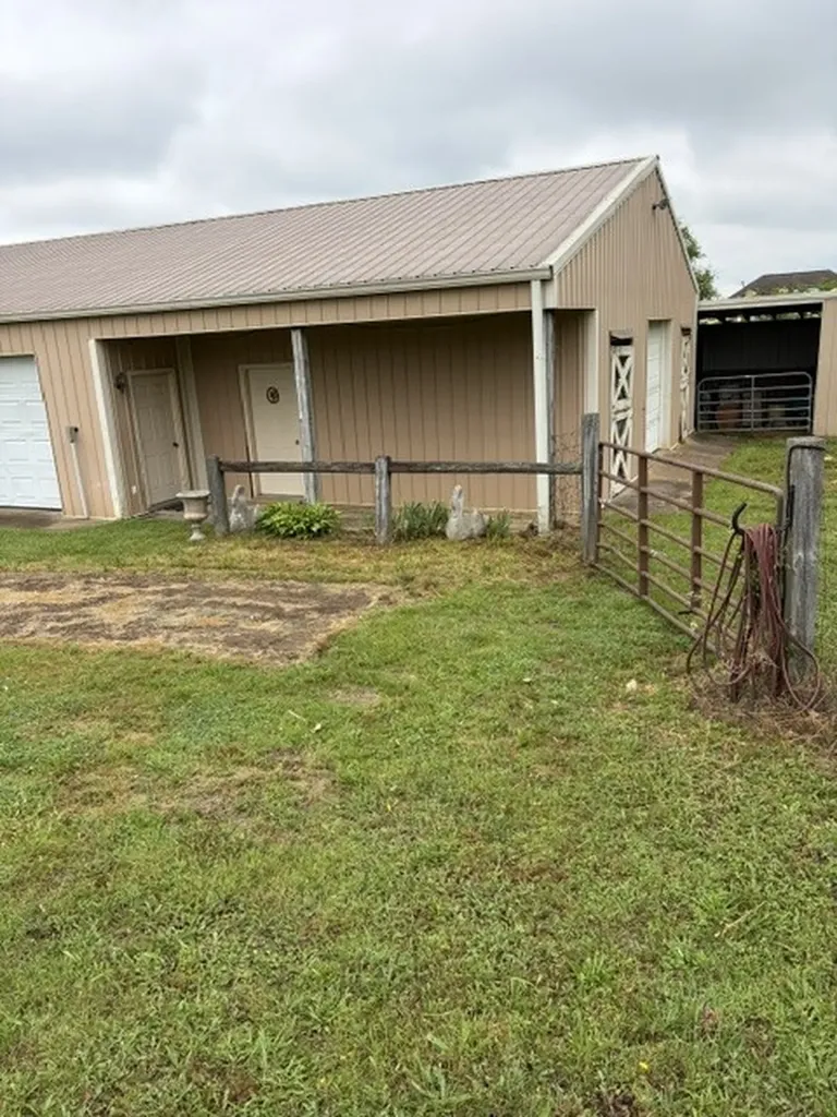 1474 Hardison Road Columbia TN 38401