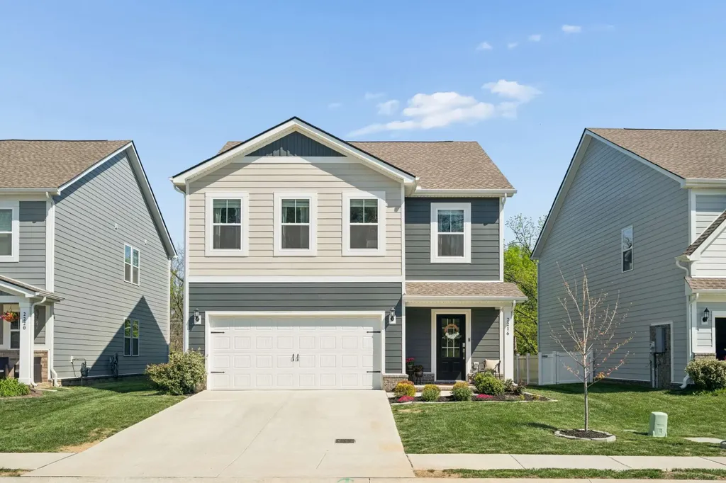 2216 Robert Gwynne Drive Smyrna TN 37167