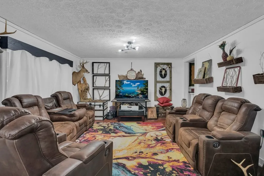 11594 Beersheba Highway Mcminnville TN 37110