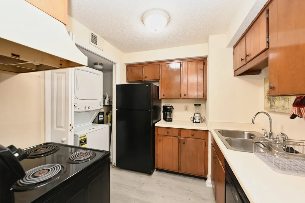 2325 Elliston Place Nashville TN 37203