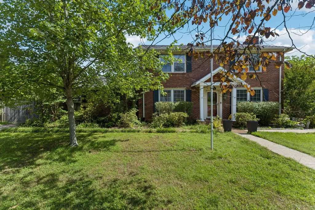 2916 Starboard Drive Nashville TN 37217