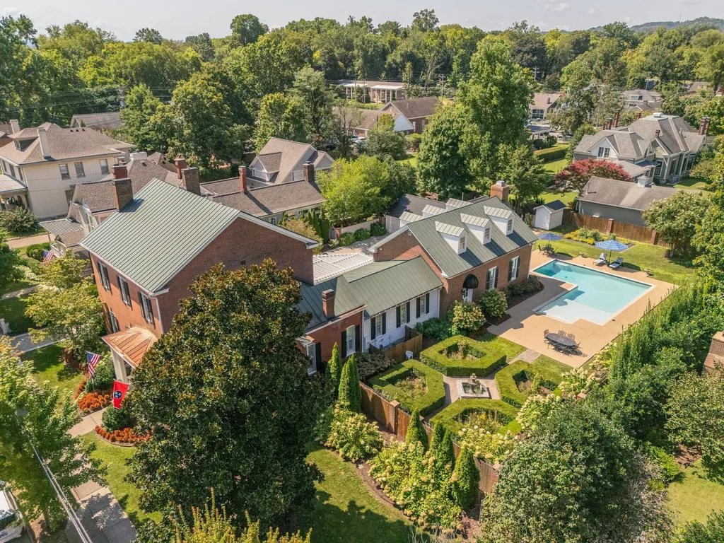 224 3rd Ave, S Franklin TN 37064