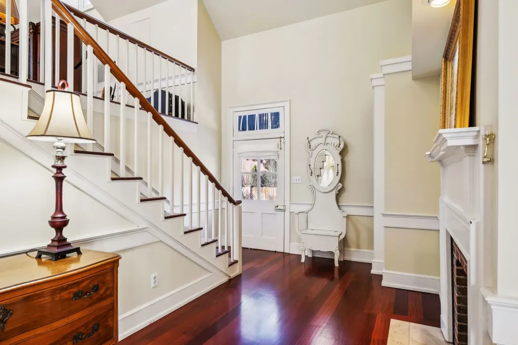 224 3rd Ave, S Franklin TN 37064