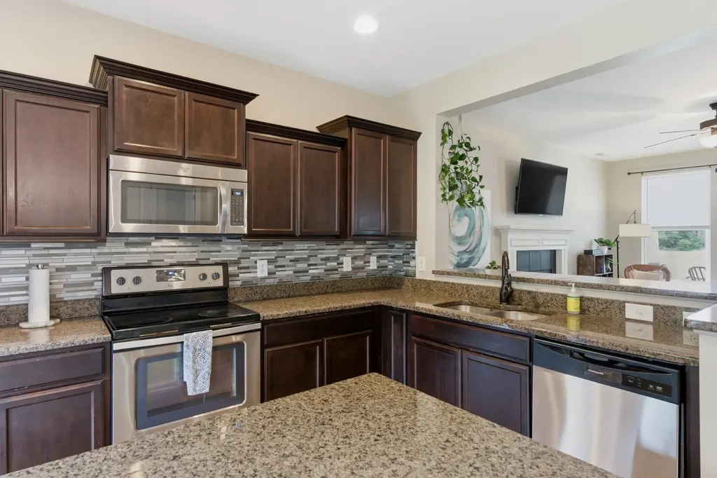 2552 Val Marie Drive Madison TN 37115