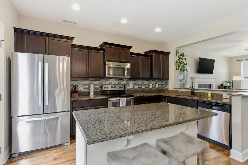 2552 Val Marie Drive Madison TN 37115