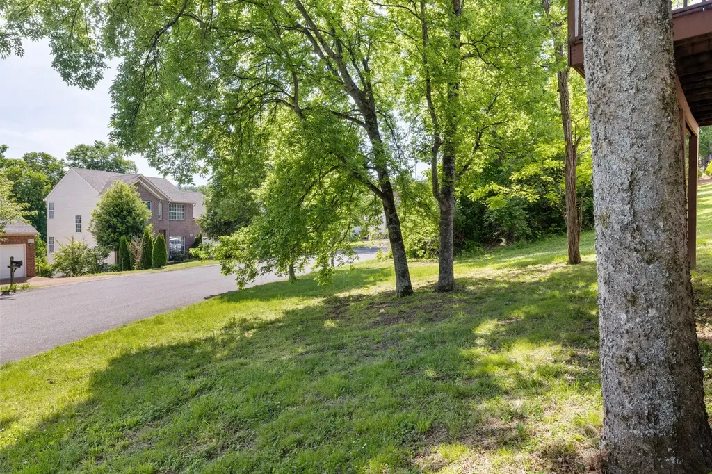 5301 Windypine Drive Nashville TN 37211
