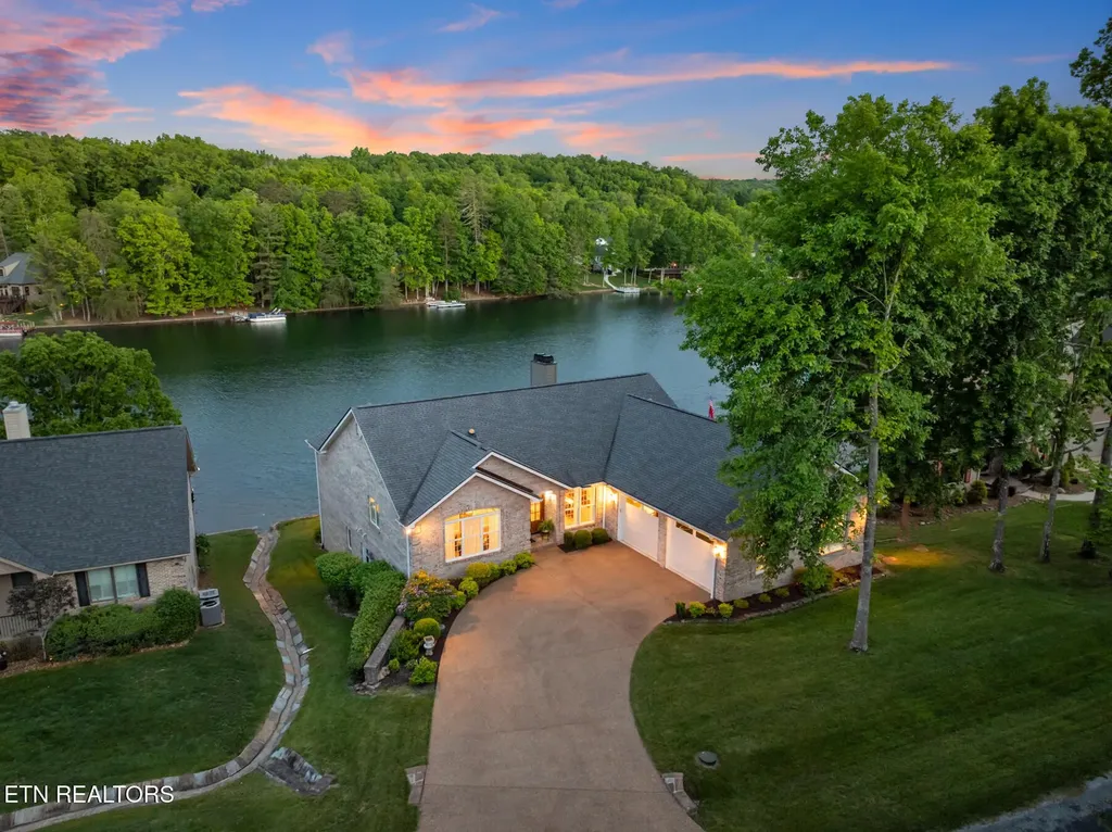 150 Motthaven Drive Crossville TN 38558