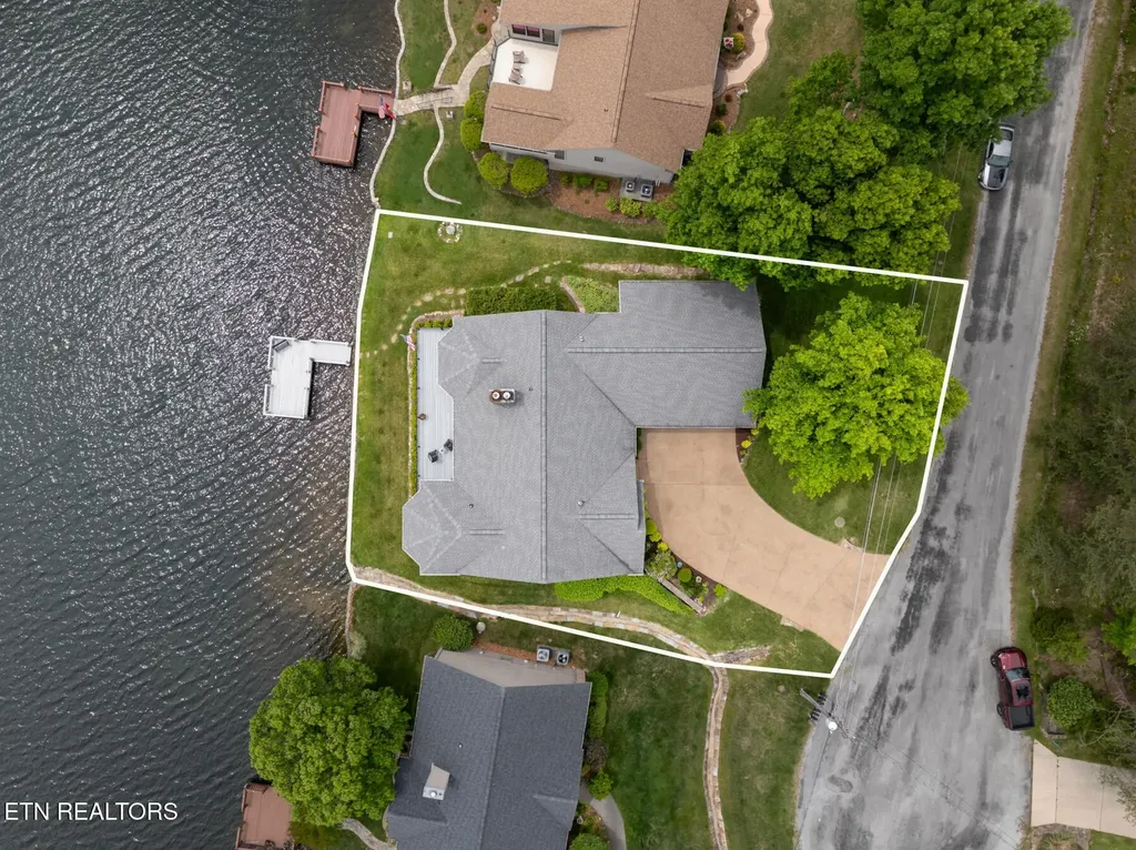 150 Motthaven Drive Crossville TN 38558