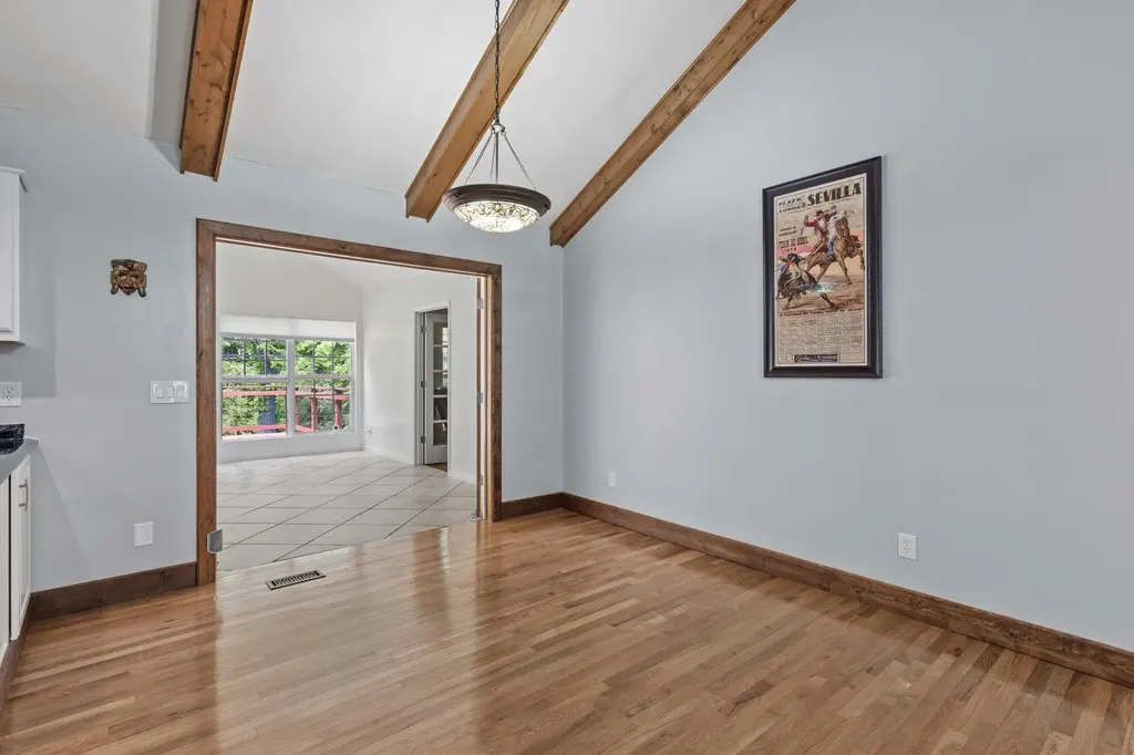 2524 Distillery Road Greenbrier TN 37073