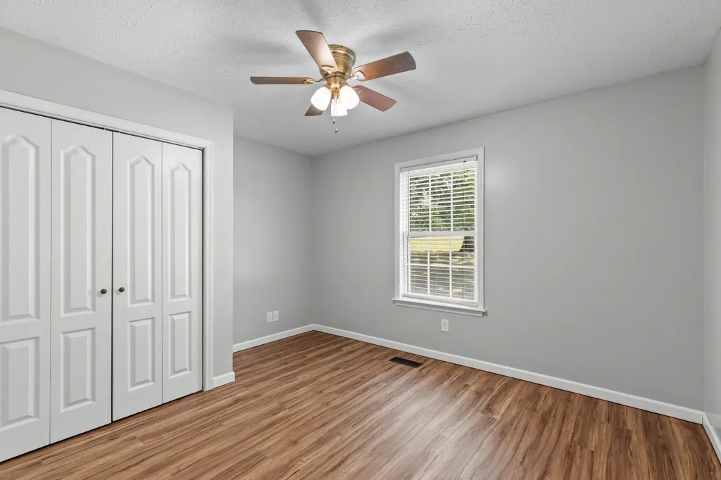 2524 Distillery Road Greenbrier TN 37073