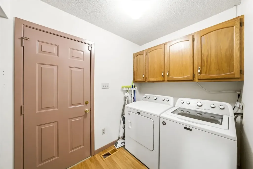 997 Lake Ridge Drive Dandridge TN 37725