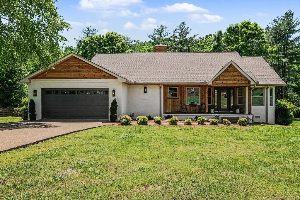 8525 Old Harding Lane Nashville TN 37221