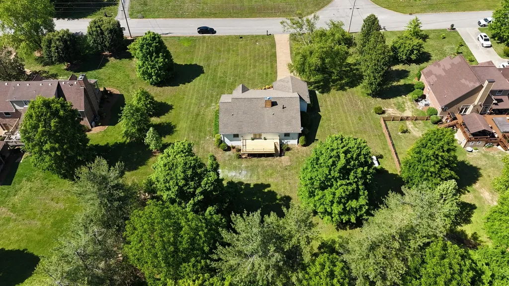 8525 Old Harding Lane Nashville TN 37221