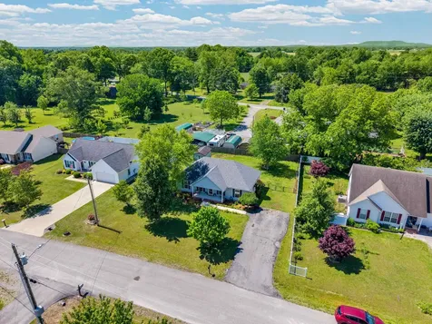 145 Greenwood Drive Smithville TN 37166
