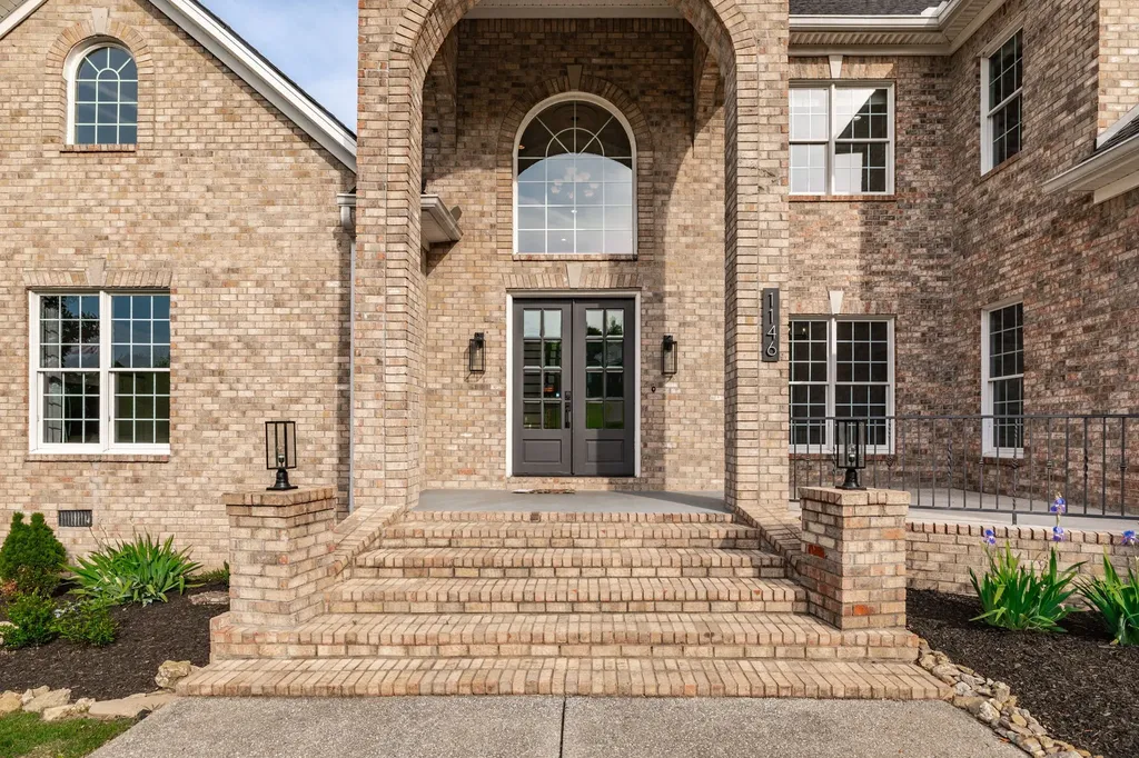 1146 Stirlingshire Drive Hendersonville TN 37075