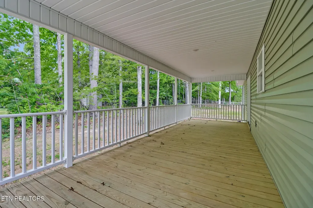 310 Summerwind Drive Crossville TN 38571