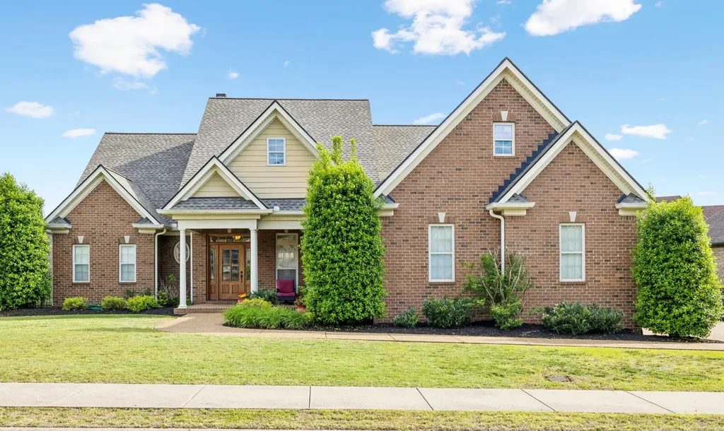 1067 Gadwall Circle Hendersonville TN 37075