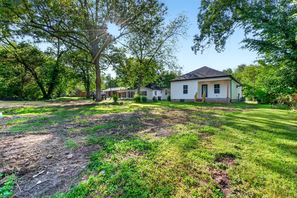 359 Third Street Guthrie KY 42234