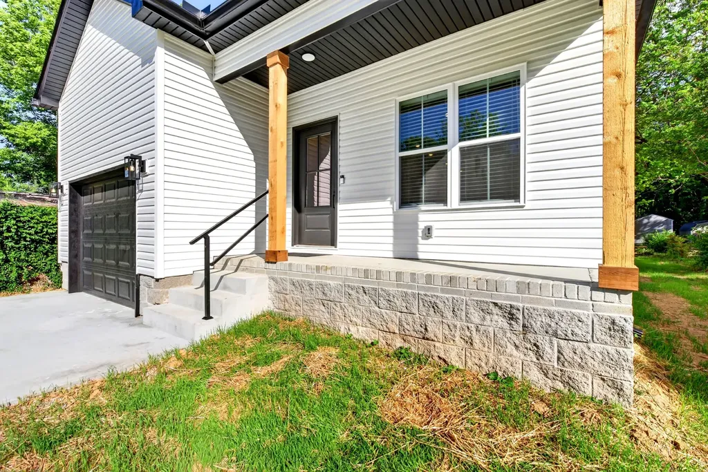 359 Third Street Guthrie KY 42234
