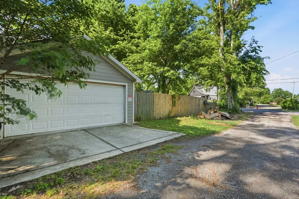 1826 Knowles Street Nashville TN 37208