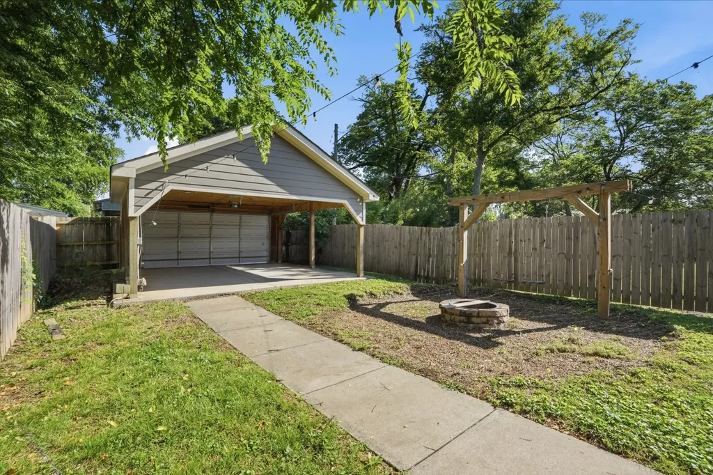 1826 Knowles Street Nashville TN 37208