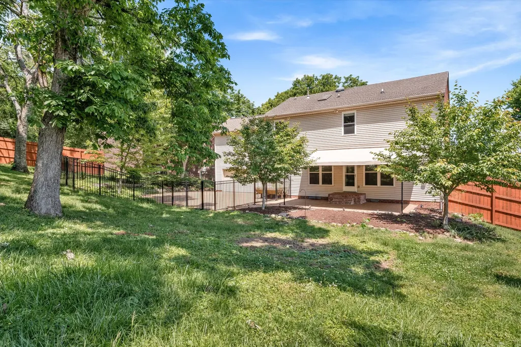 103 Masters Court Hendersonville TN 37075