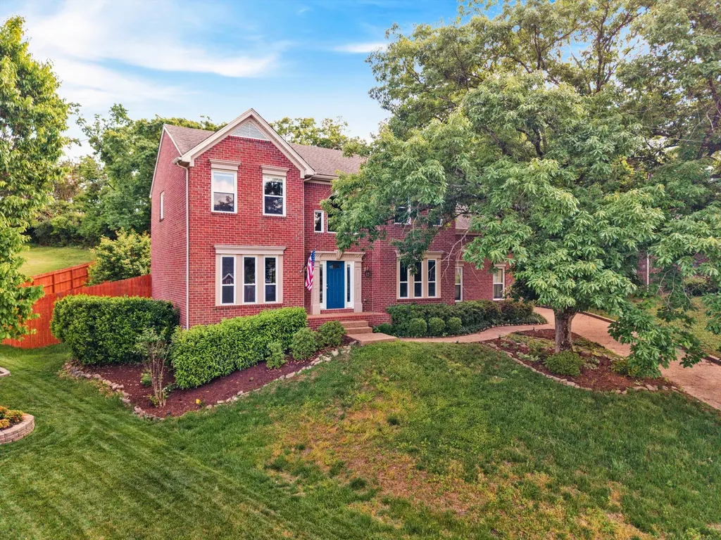 103 Masters Court Hendersonville TN 37075