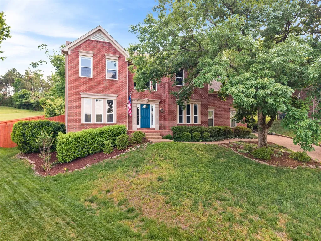 103 Masters Court Hendersonville TN 37075