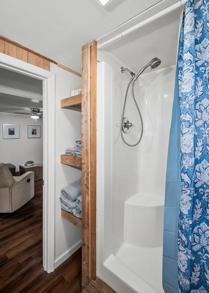 235 Rye Hobbs Hollow Road Smithville TN 37166