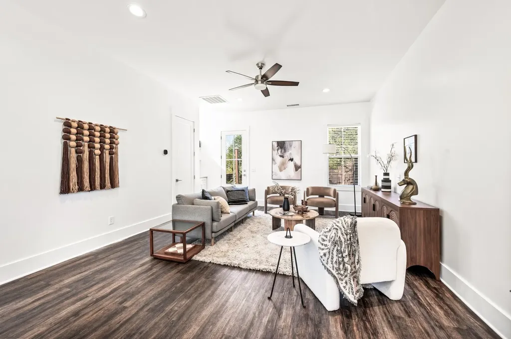 1000 Free Silver Road Nashville TN 37207
